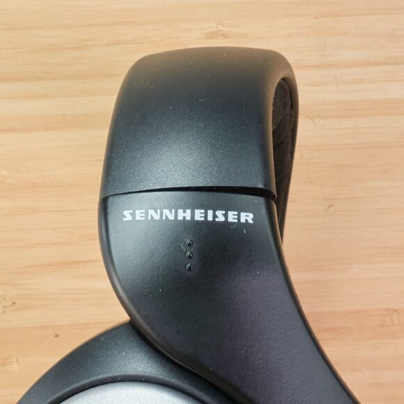 Sennheiser HD 599 / Open-Back Headphones / Over-Ear / Audiophile Sound - Picture 9 of 10
